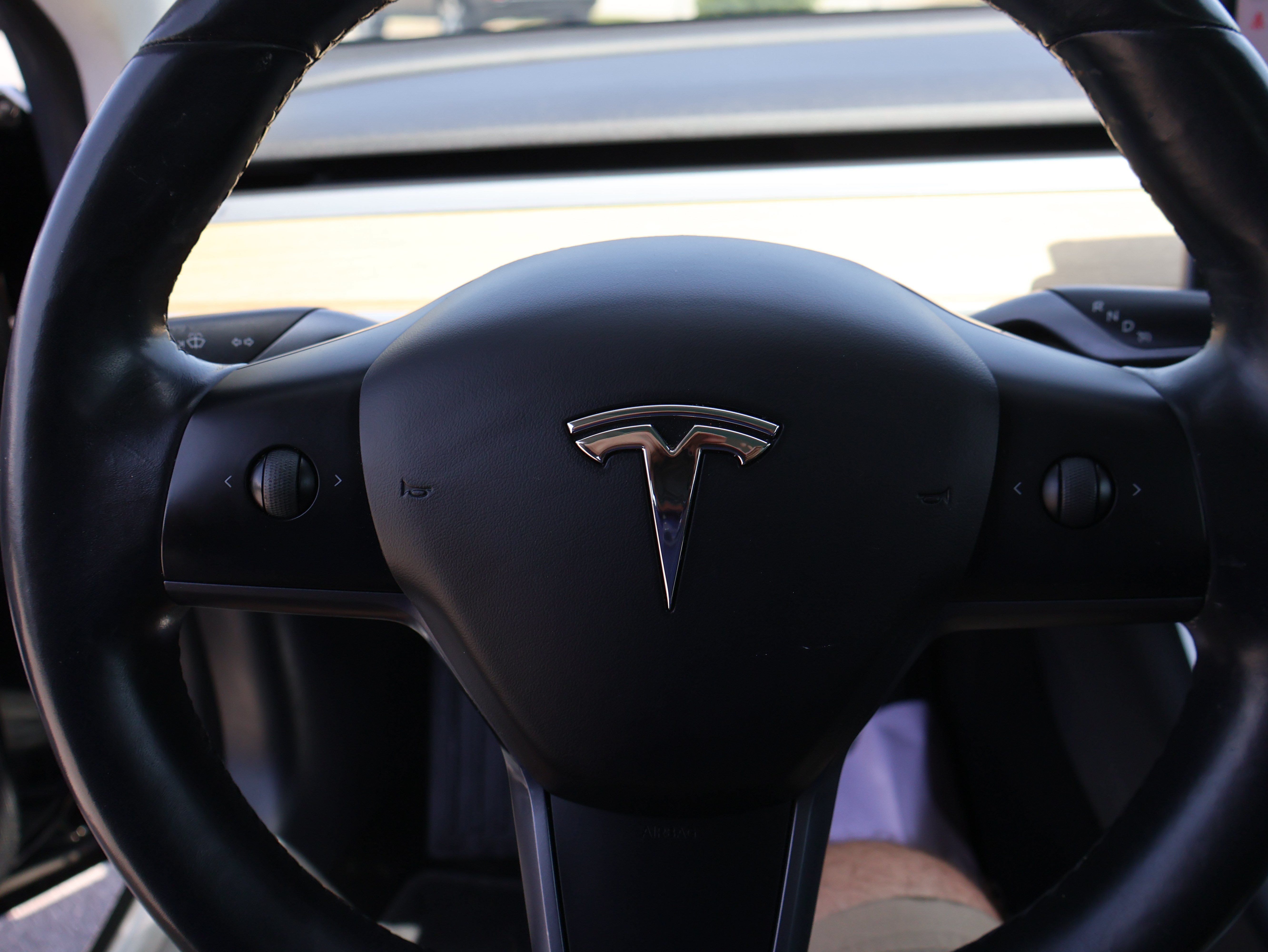 Used 2018 Tesla Model 3 Mid Range RWD image 33