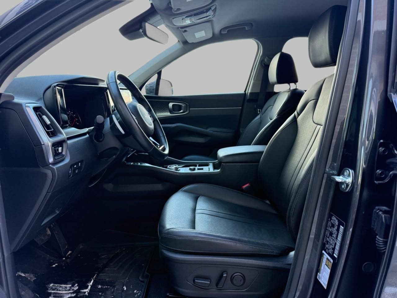 Used 2024 Kia Sorento EX image 22