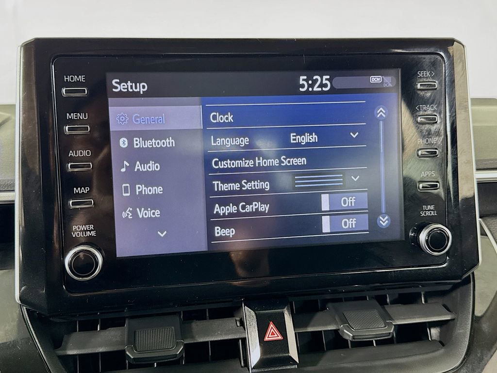 Used 2020 Toyota Corolla LE image 29