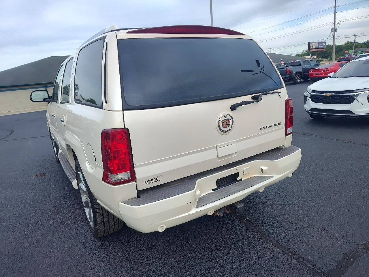 Used 2003 Cadillac Escalade AWD image 8