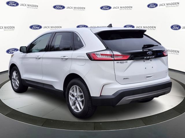 Certified 2022 Ford Edge SEL w/ Convenience Package AWD/4WD image 3