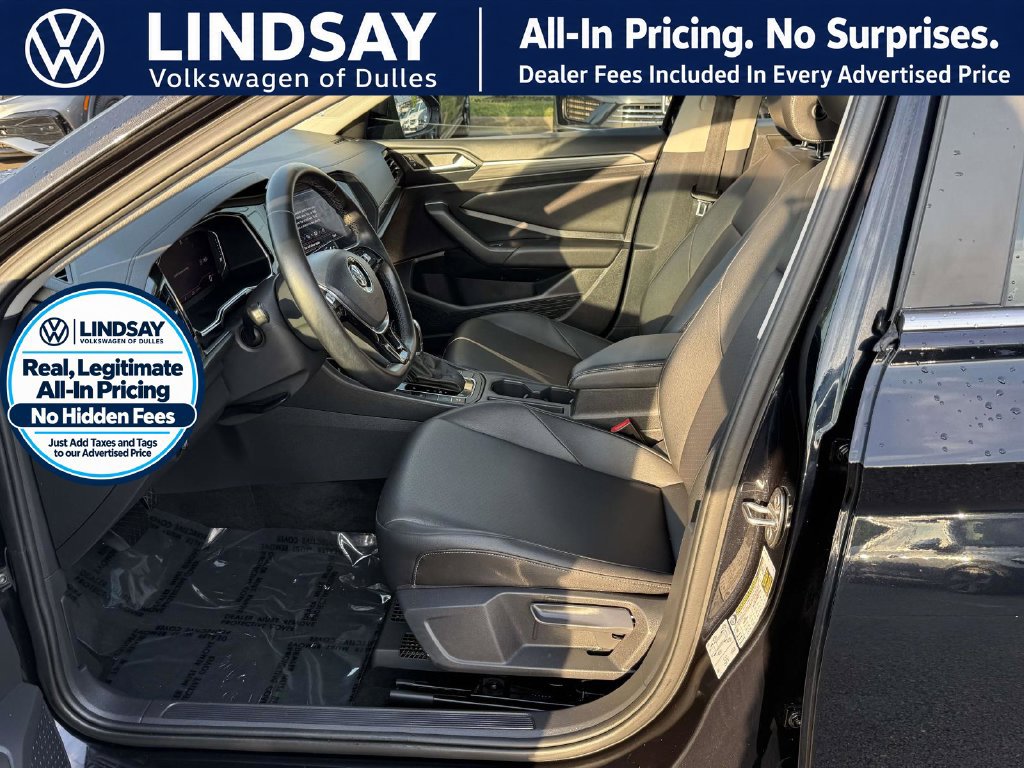 Used 2019 Volkswagen Jetta SEL w/ Cold Weather Package FWD image 10