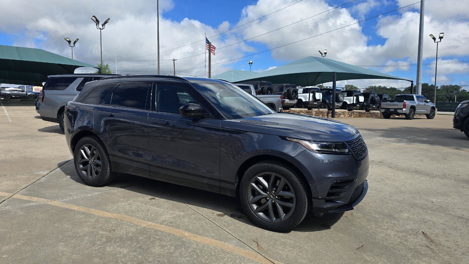 Certified 2026 Land Rover Range Rover Velar Dynamic SE AWD/4WD image 5