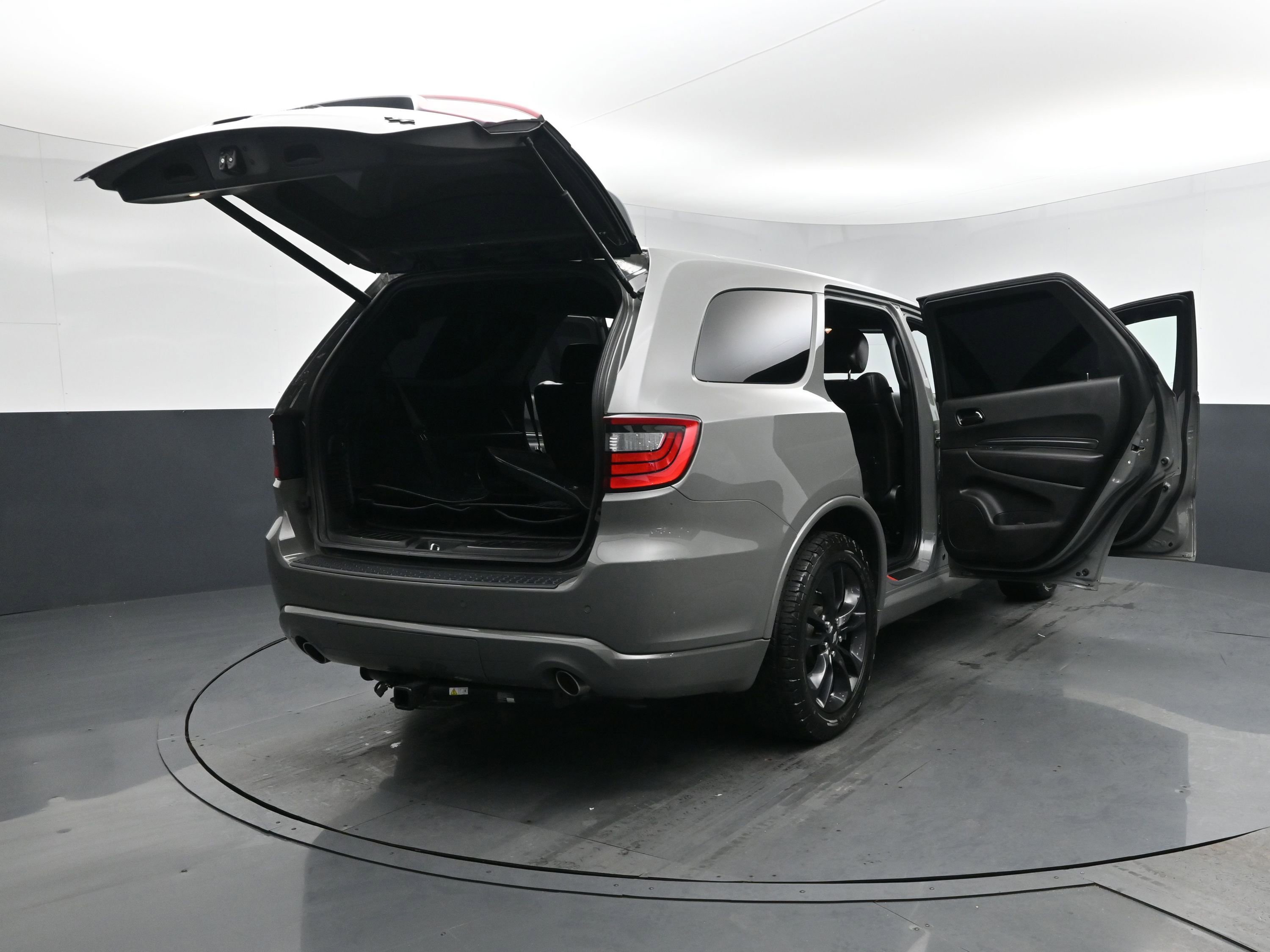 Used 2021 Dodge Durango R/T w/ Premium Interior Group image 26