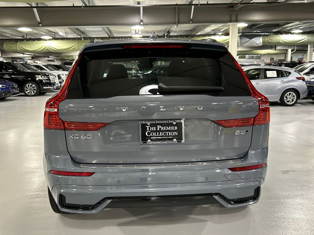 Certified 2024 Volvo XC60 B5 Core w/ Protection Package Premier image 3