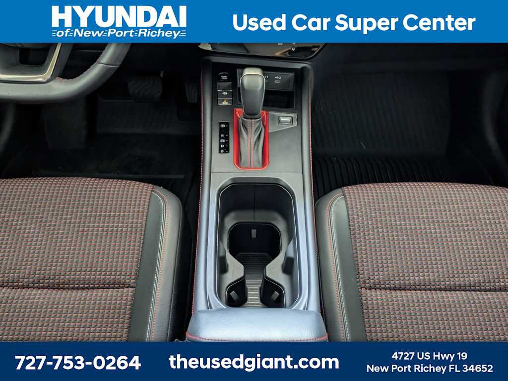 Used 2025 Nissan Kicks SR FWD image 21
