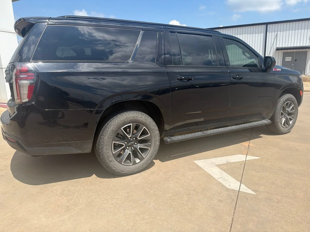 Used 2023 Chevrolet Suburban Z71 w/ Max Trailering Package AWD/4WD image 3