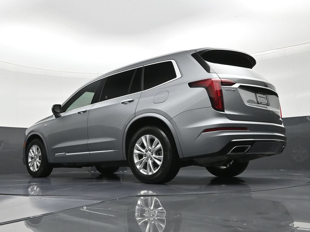 Certified 2024 Cadillac XT6 Luxury FWD image 26