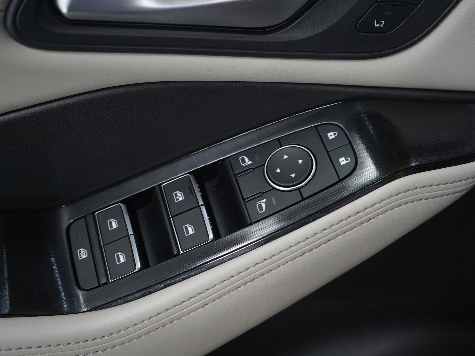 Used 2023 Nissan Rogue SL image 23