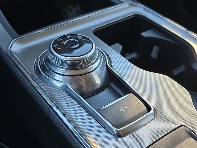 Used 2022 Ford Edge SEL image 19