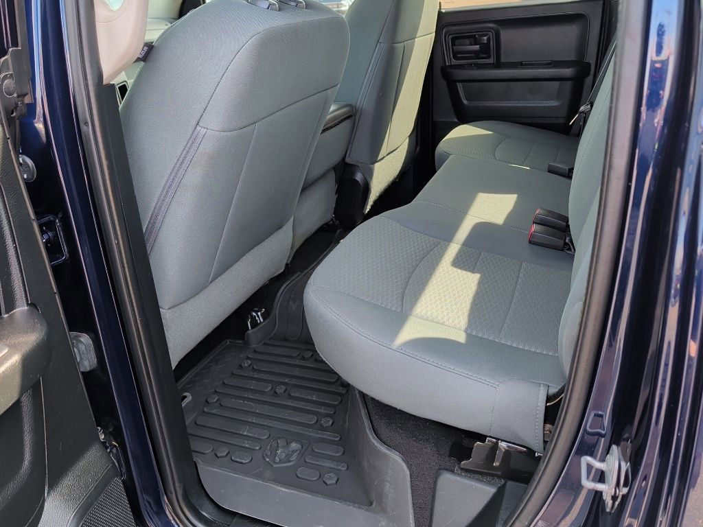 Used 2017 RAM 1500 Express w/ Express Value Package AWD/4WD image 33
