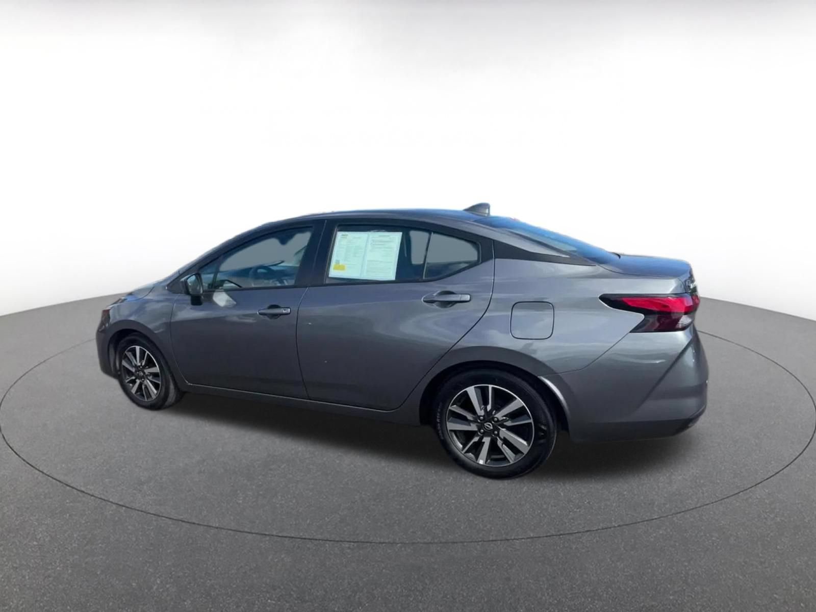 Used 2025 Nissan Versa SV FWD image 9