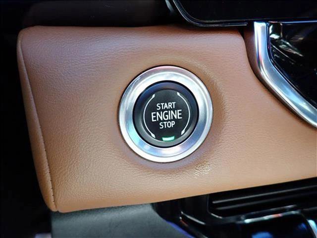 Used 2023 GMC Canyon AT4 w/ LPO, Sports Bar Package image 24