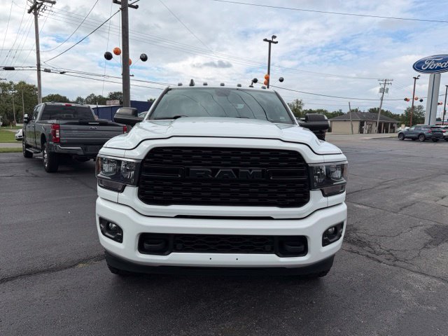 Used 2022 RAM 3500 Big Horn w/ Night Edition AWD/4WD image 12