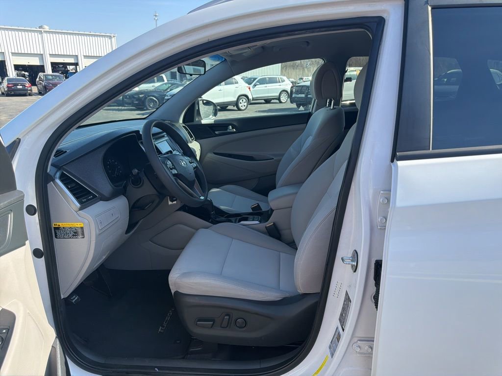 Used 2017 Hyundai Tucson SE image 9