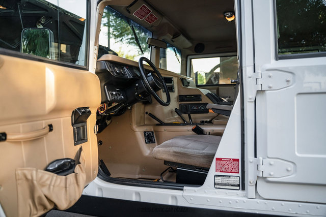 Used 1994 HUMMER H1 4-Door Hard Top AWD/4WD image 41