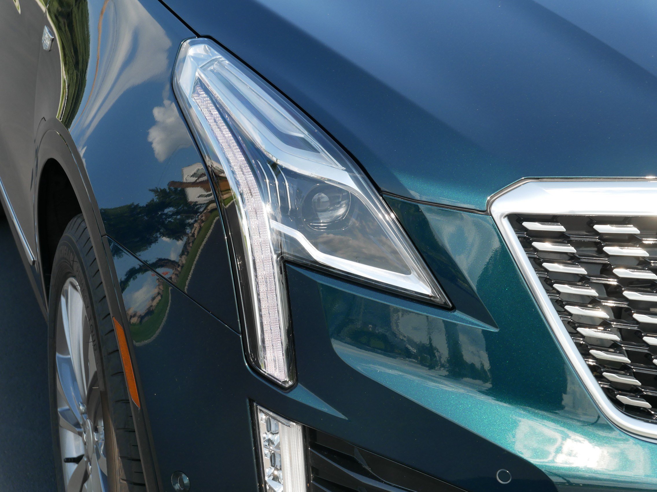Used 2026 Cadillac XT5 Premium Luxury w/ LPO, Floor Liner Package AWD/4WD image 14