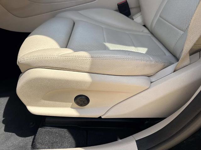 Used 2022 Mercedes-Benz GLC 300 image 19