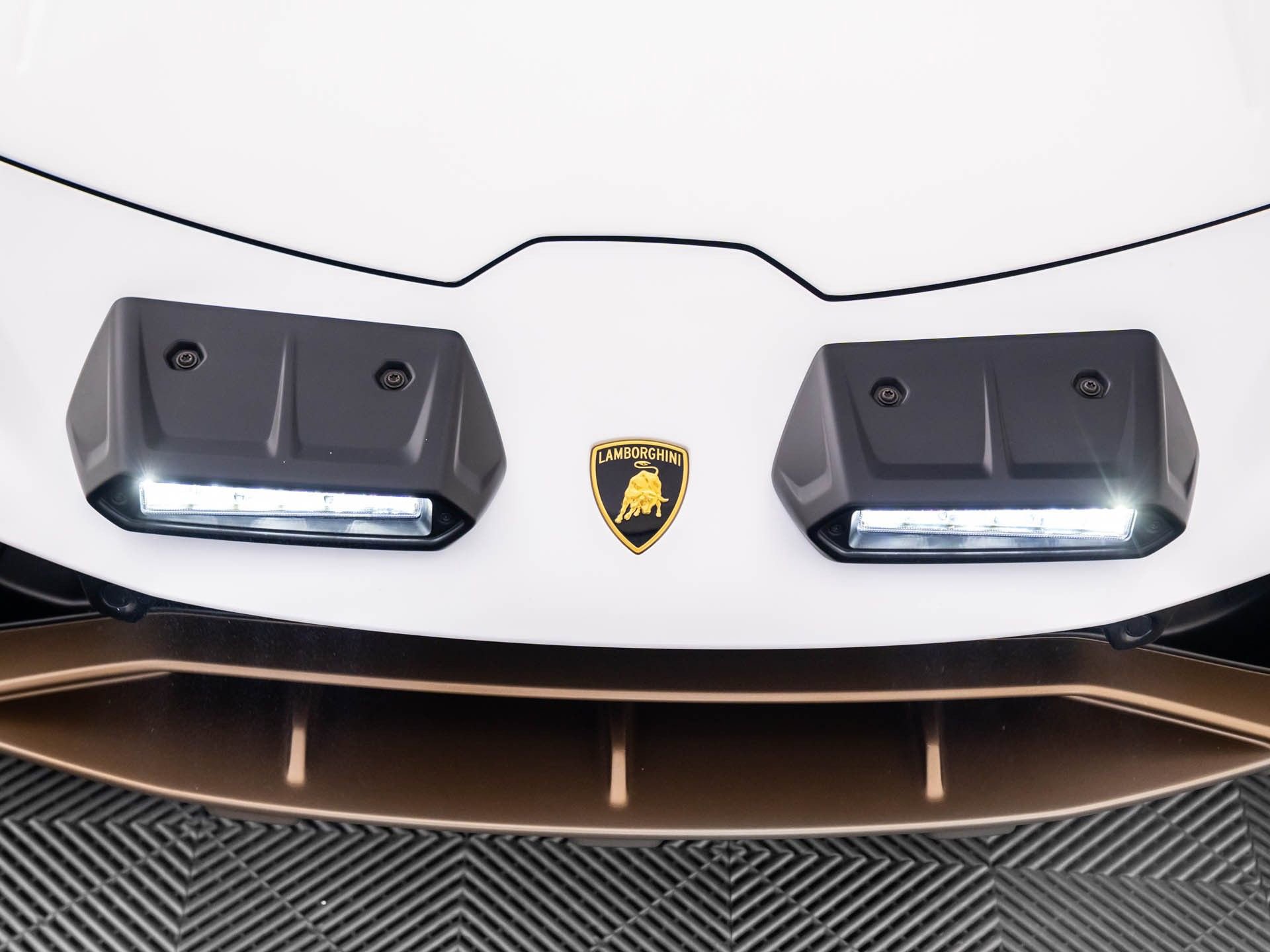 Used 2024 Lamborghini Huracan Sterrato image 39