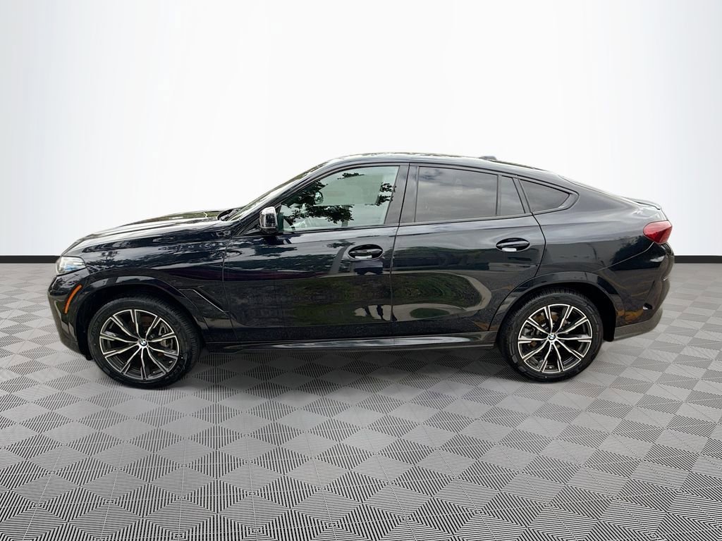 Used 2025 BMW X6 xDrive40i w/ Climate Comfort Package AWD/4WD image 5