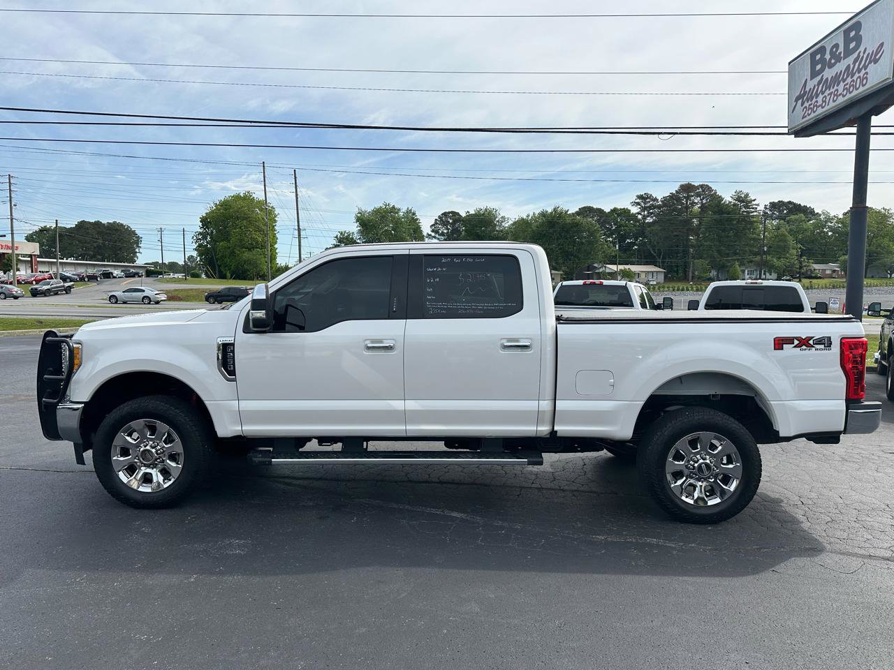 Used 2017 Ford F250 Lariat w/ Chrome Package AWD/4WD image 10