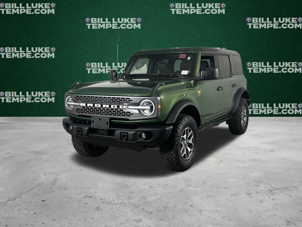 Used 2025 Ford Bronco Badlands image 3