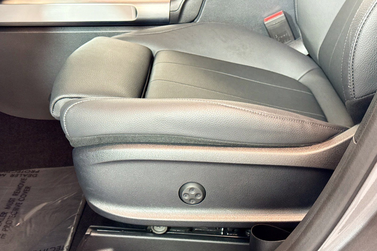 Certified 2025 Mercedes-Benz GLB 250 GLB 250 SUV image 18