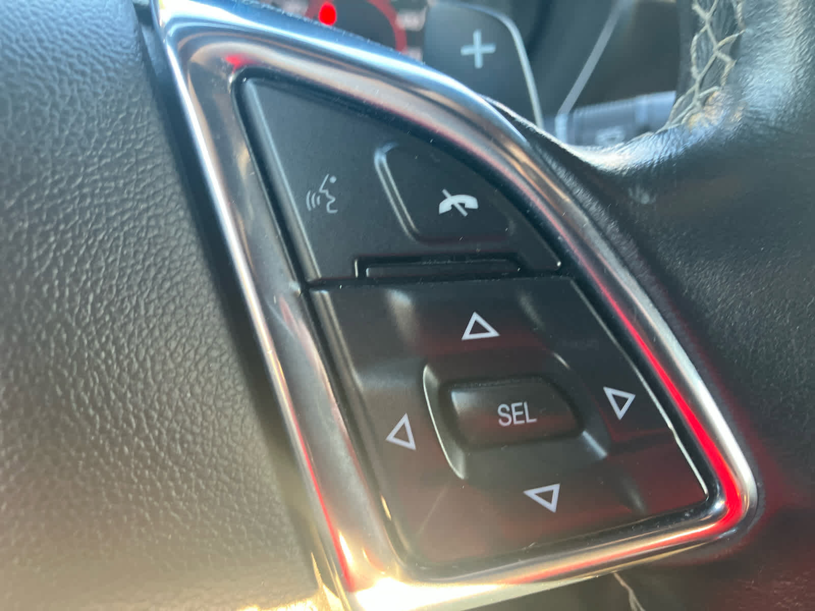 Used 2023 Chevrolet Camaro LT image 17