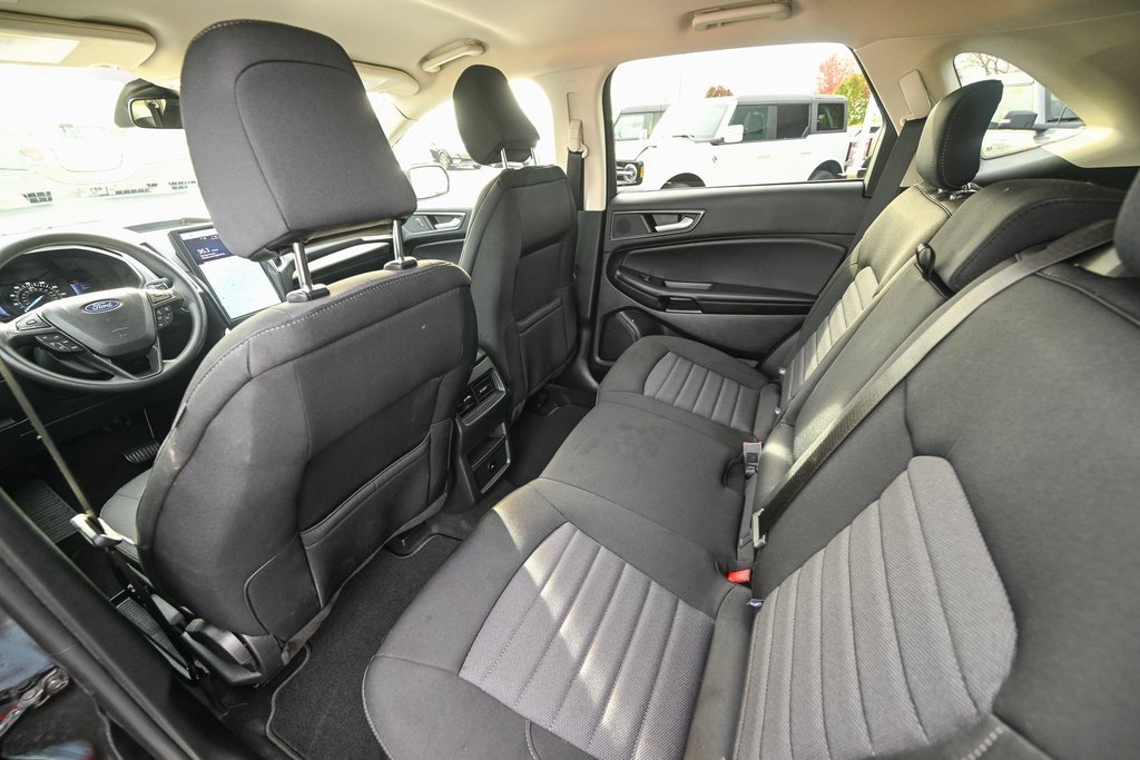New 2024 Ford Edge SE w/ Black Appearance Package image 15