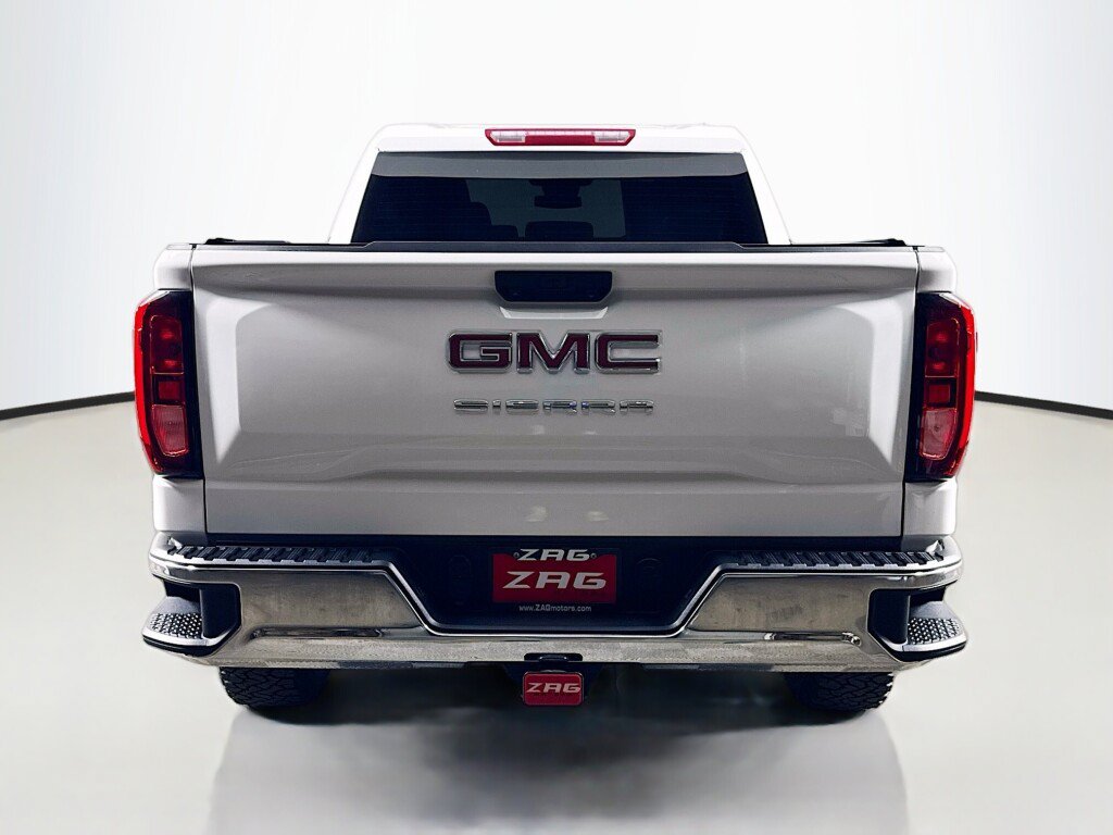 Used 2024 GMC Sierra 1500 Pro w/ Pro Value Package AWD/4WD image 4
