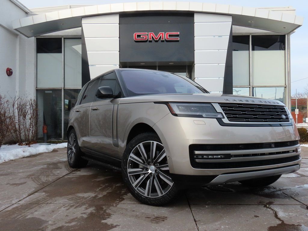 Used 2023 Land Rover Range Rover SE image 1