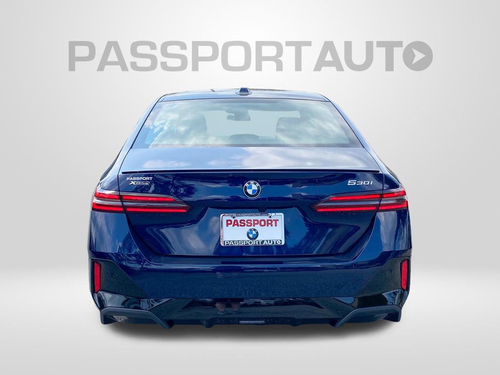 New 2027 BMW 530i xDrive w/ M Sport Package AWD/4WD image 5