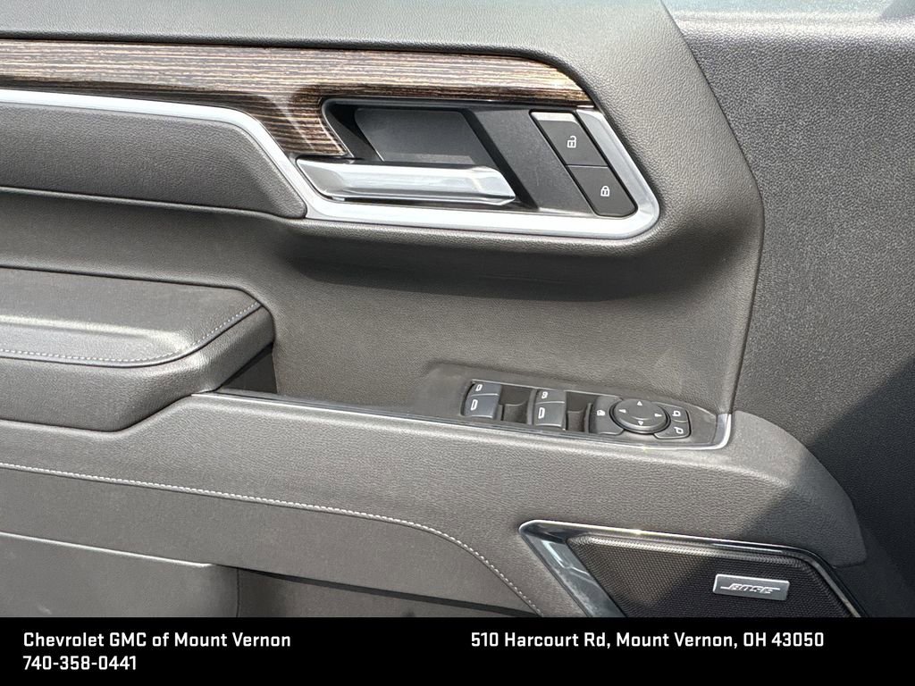 New 2025 GMC Sierra 1500 Elevation image 17