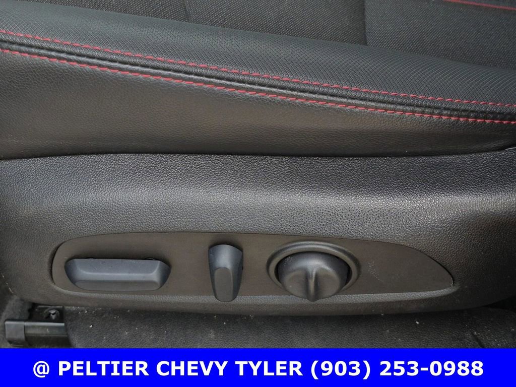 Used 2022 Chevrolet Equinox RS w/ LPO, Cargo Package image 31