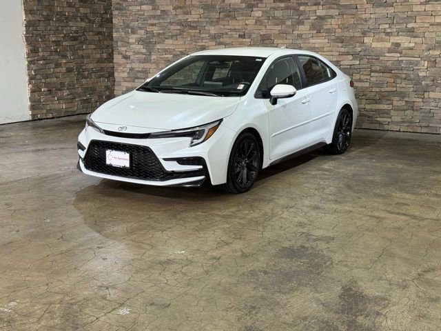 Used 2023 Toyota Corolla SE w/ Body Protecting Package (TMS) image 5