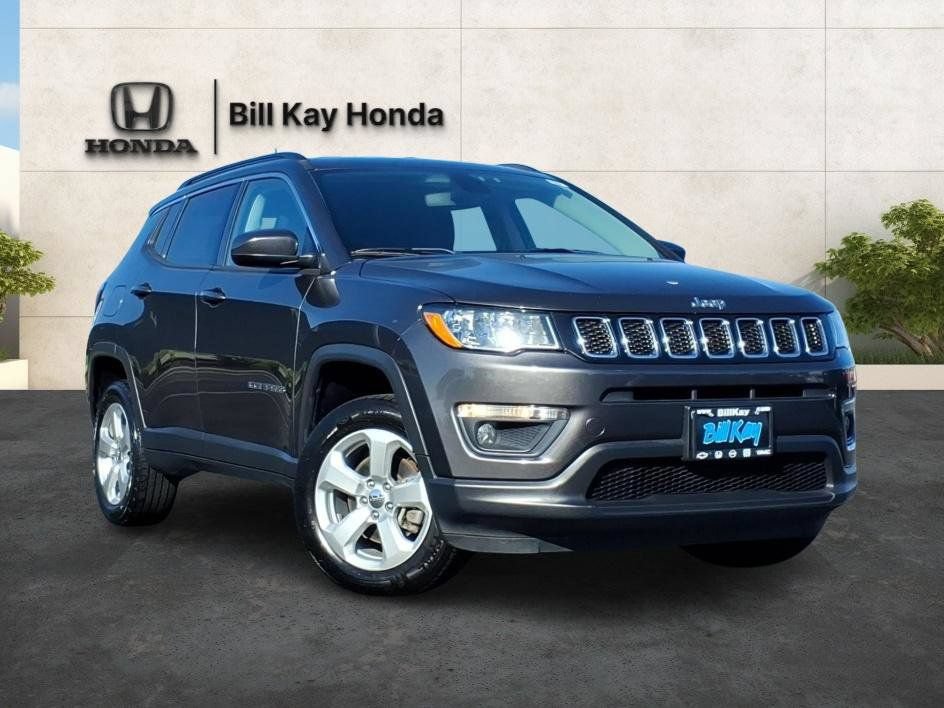 Used 2019 Jeep Compass Latitude AWD/4WD image 5