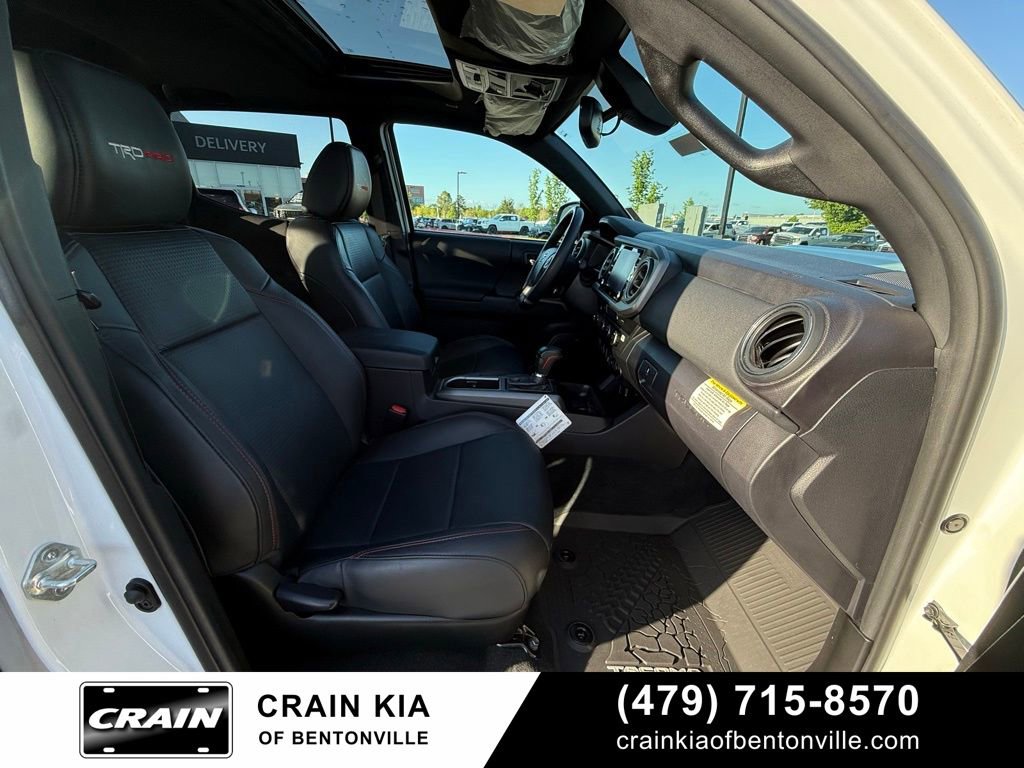 Used 2022 Toyota Tacoma TRD Pro AWD/4WD image 30