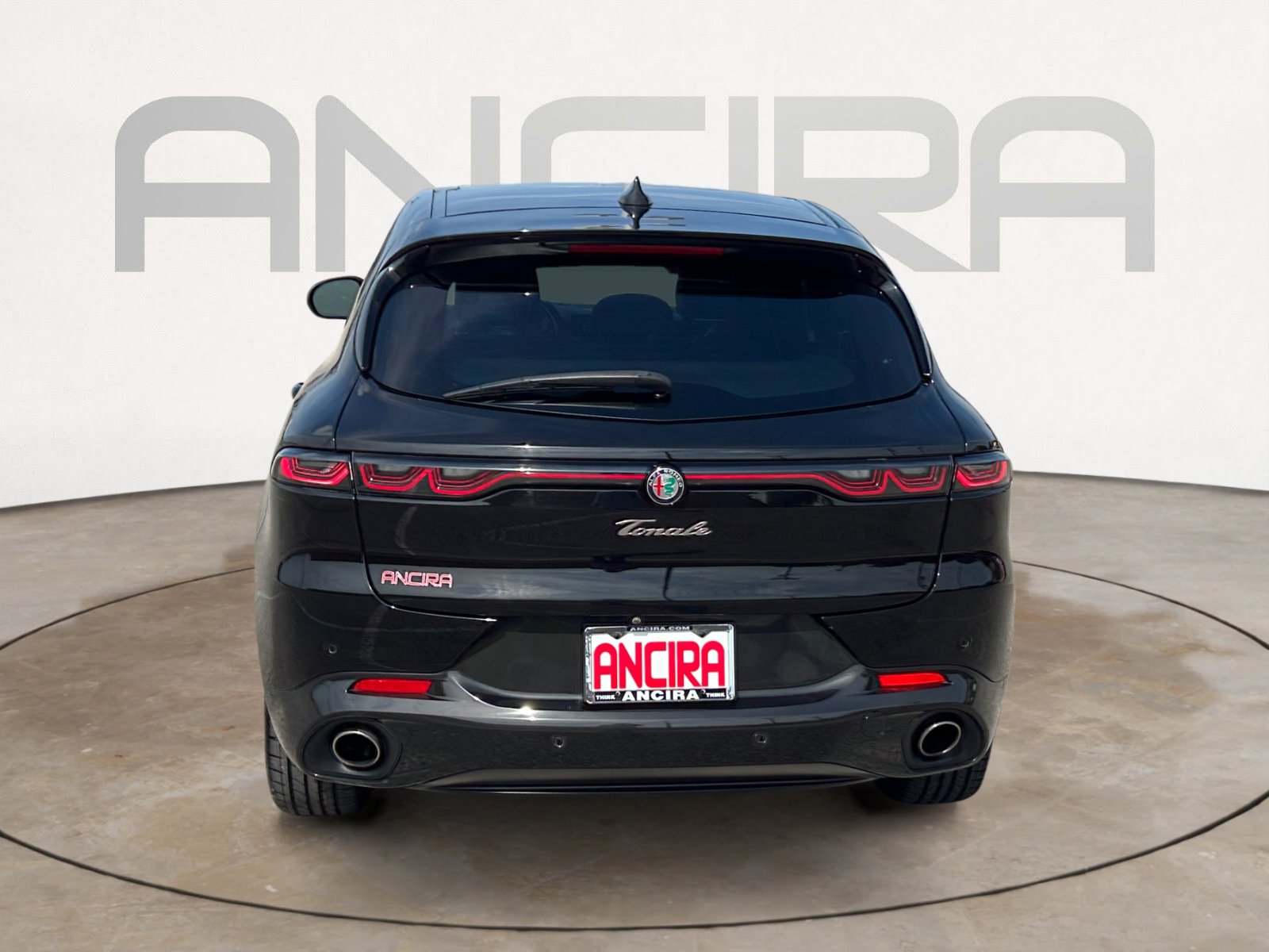 Used 2024 Alfa Romeo Tonale Veloce AWD/4WD image 5