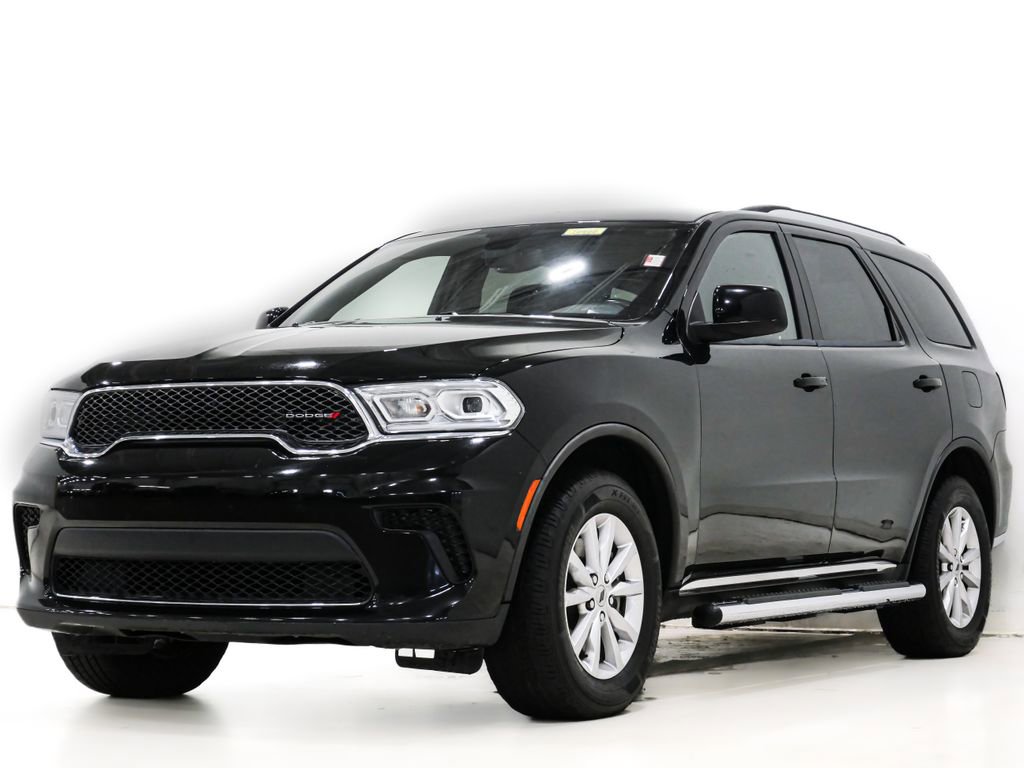 Used 2023 Dodge Durango SXT AWD/4WD image 3