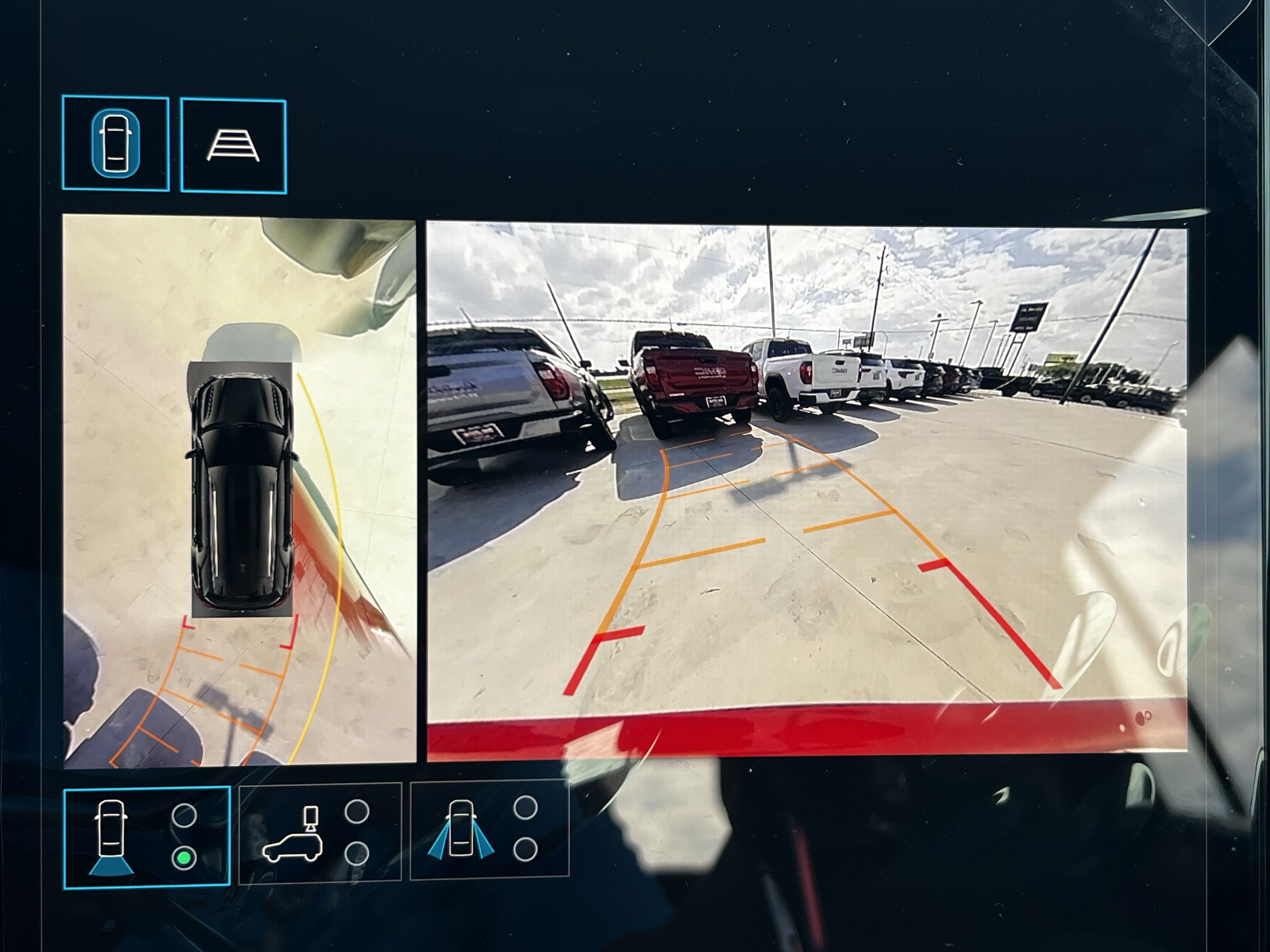 New 2026 GMC Terrain AT4 w/ Technology Package II image 22