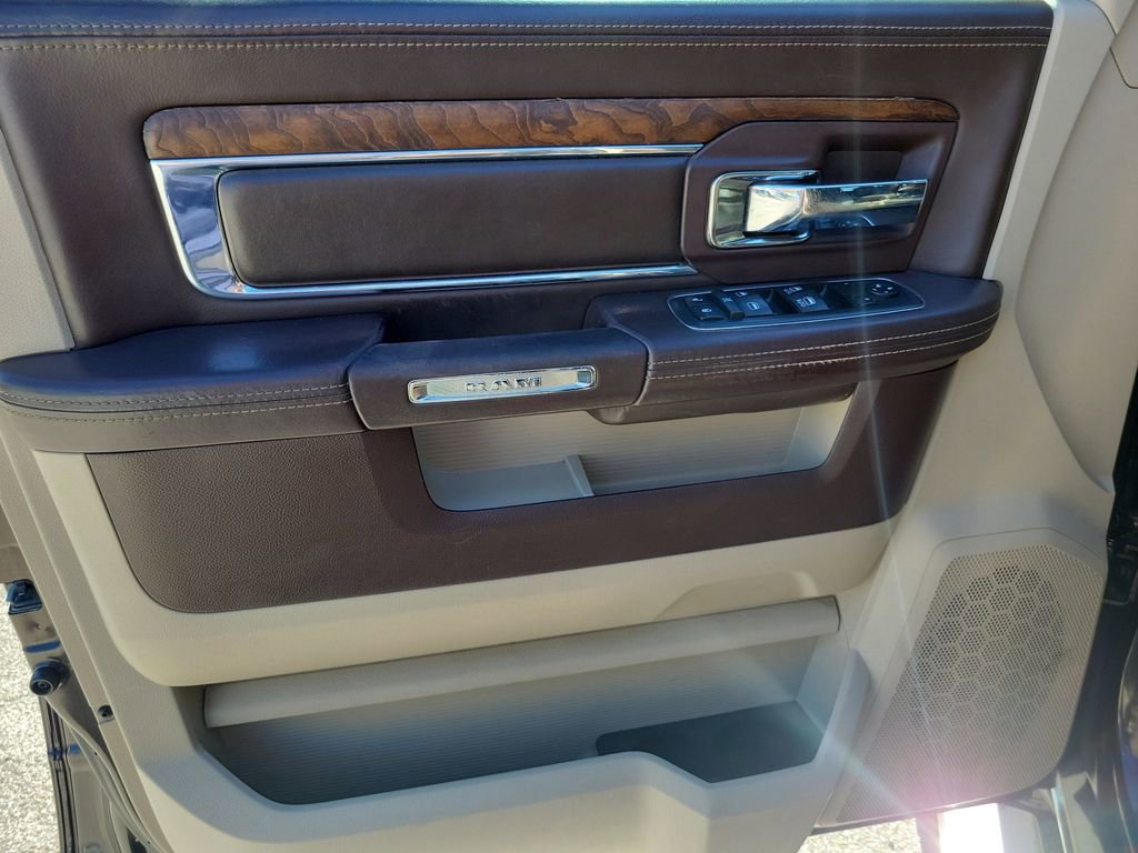 Used 2016 RAM 1500 Laramie Longhorn w/ Convenience Group image 17