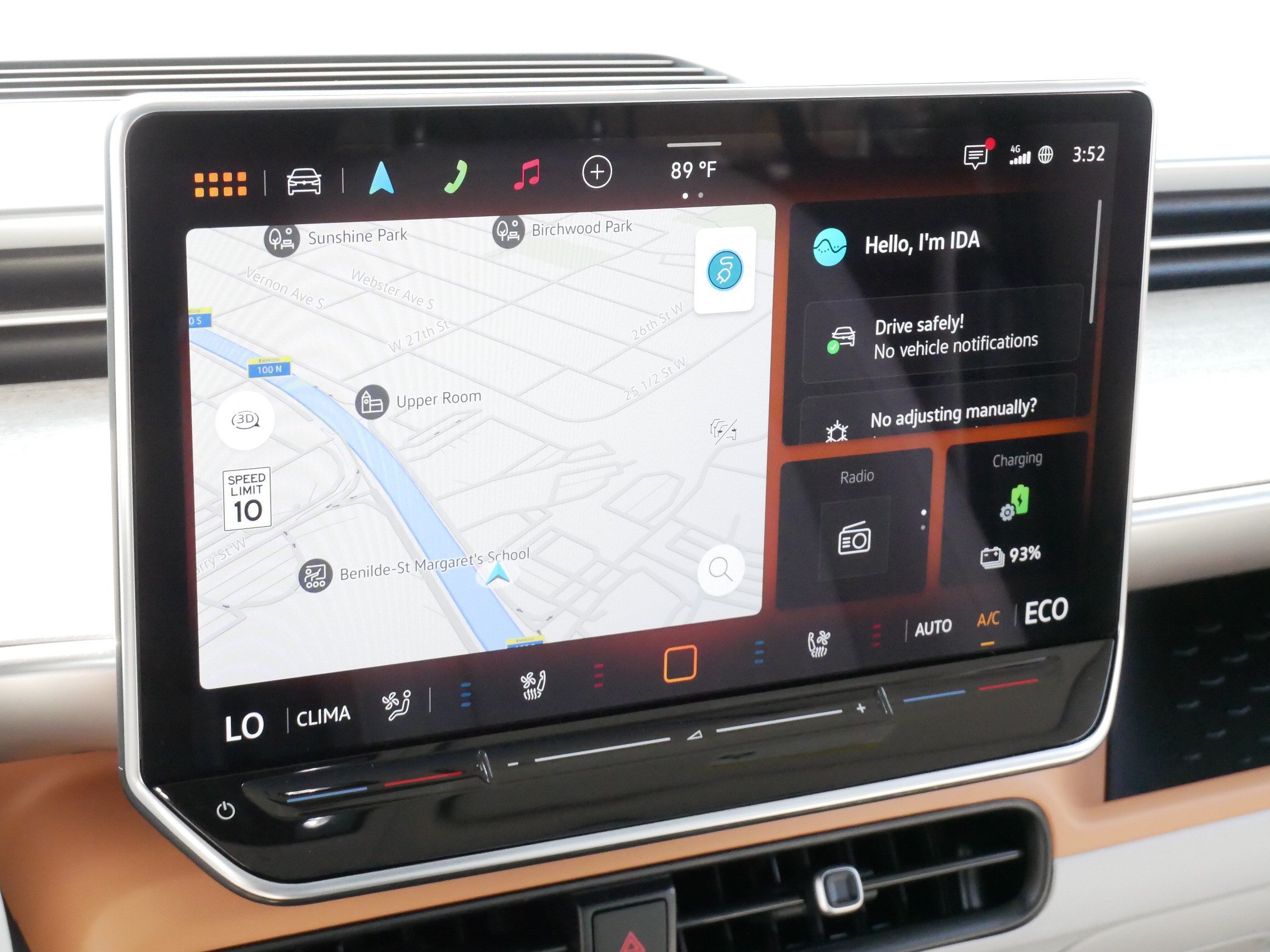 Certified 2025 Volkswagen ID. Buzz Pro S Plus RWD image 22