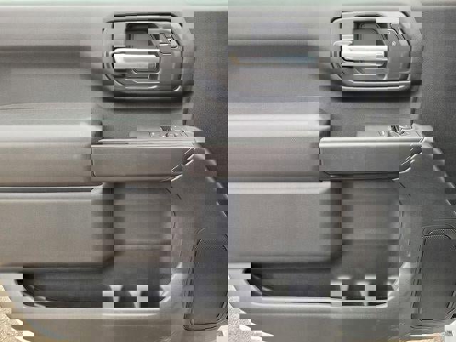 New 2025 GMC Sierra 2500 Pro w/ Convenience Package image 18