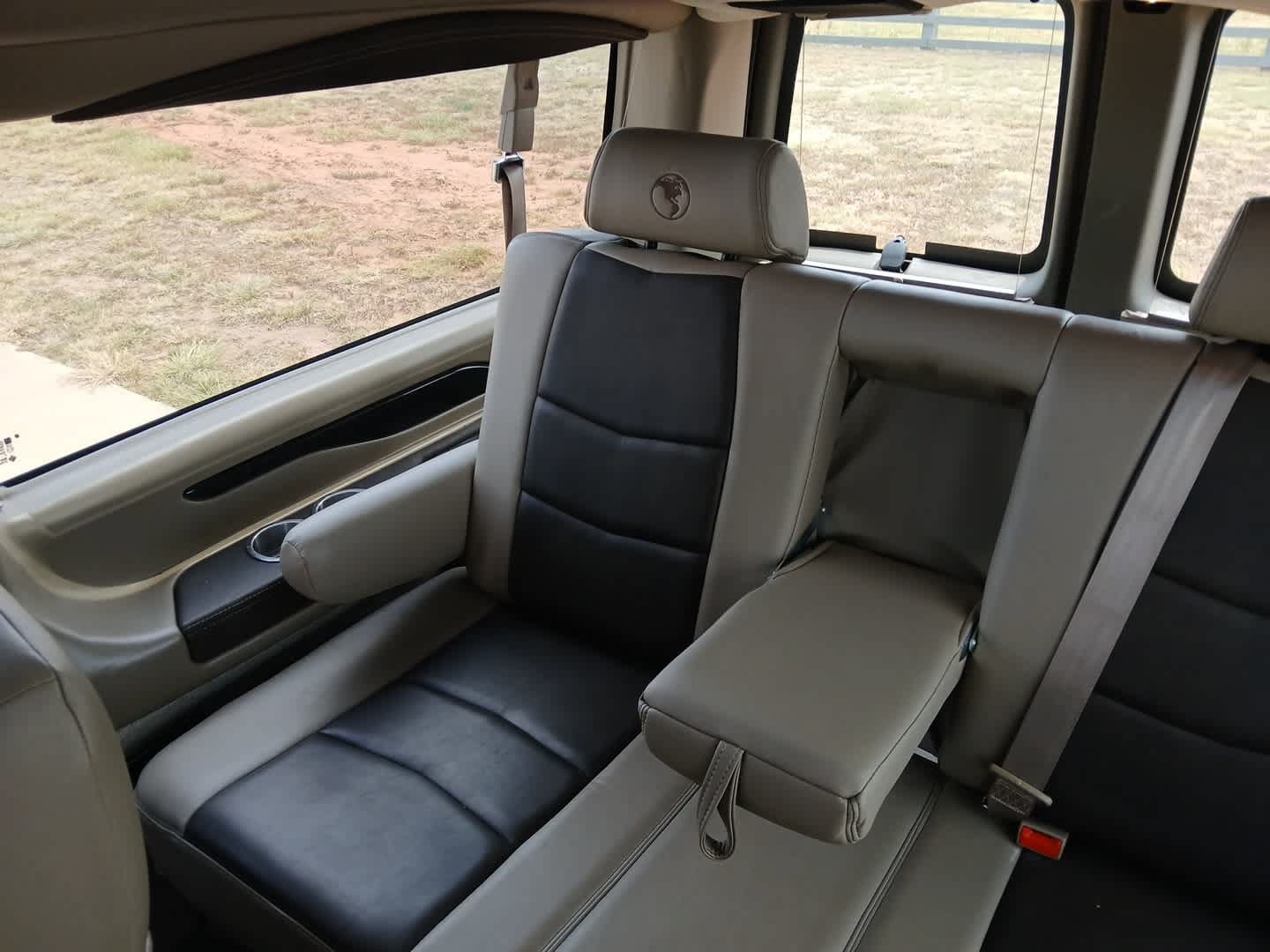 Used 2021 Chevrolet Express 2500 w/ Enhanced Convenience Package RWD image 84