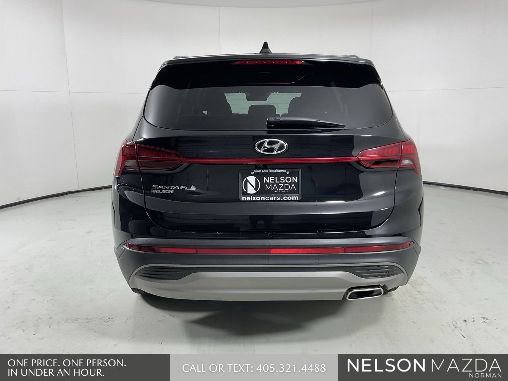 Used 2023 Hyundai Santa Fe SE image 9