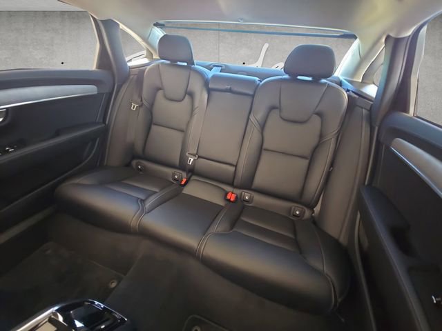 Used 2022 Volvo S90 B6 Inscription w/ Advanced Package image 22