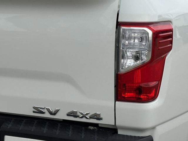 Used 2023 Nissan Titan SV AWD/4WD image 7