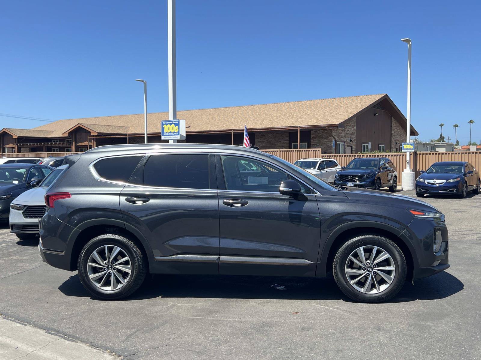 Used 2020 Hyundai Santa Fe Limited AWD/4WD image 30