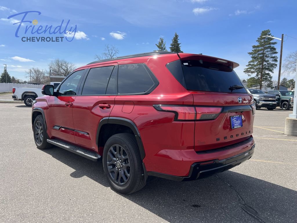 Used 2023 Toyota Sequoia Platinum AWD/4WD image 9