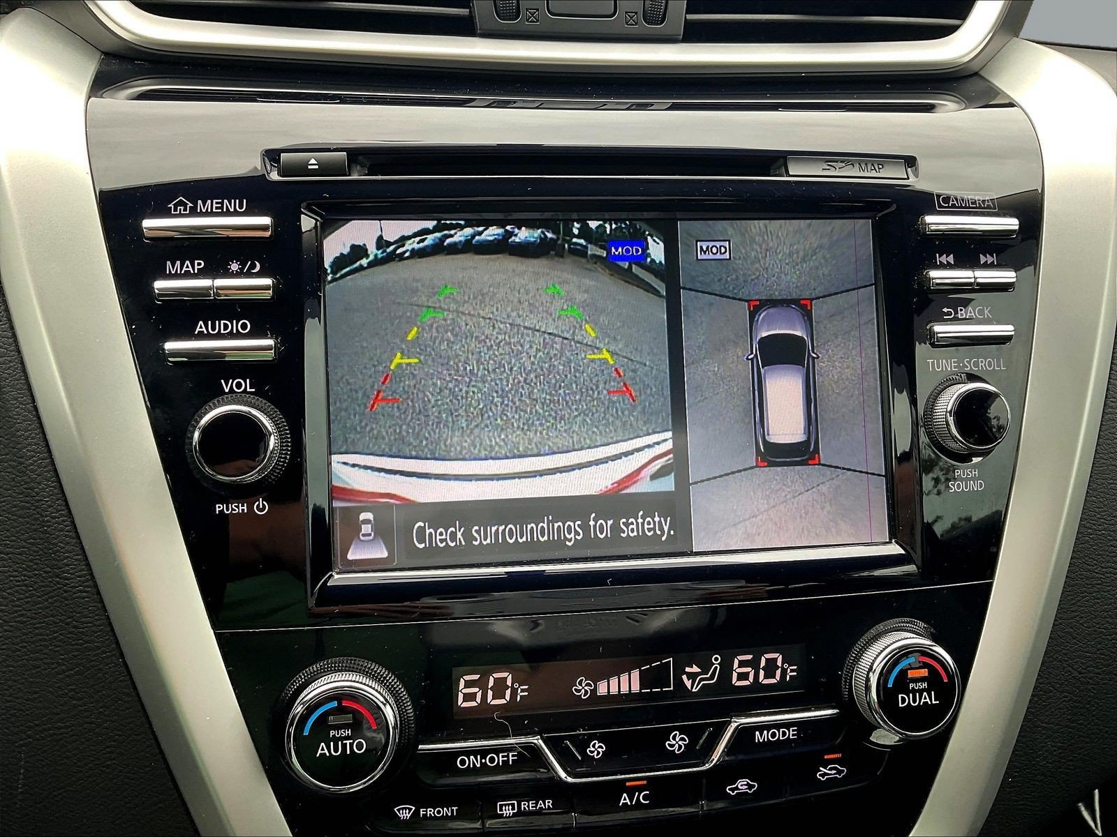 Used 2017 Nissan Murano Platinum w/ Platinum Technology Package FWD image 16